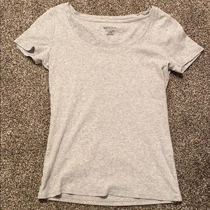 Merona Women’s Gray Tight T-shirt